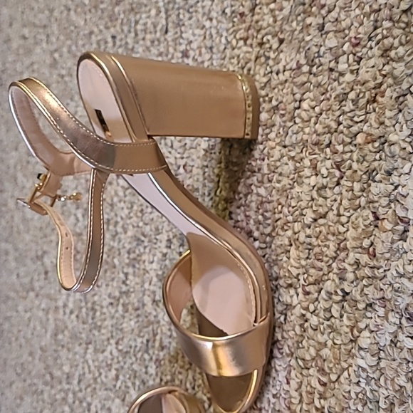 Gold block heels - Picture 4 of 6